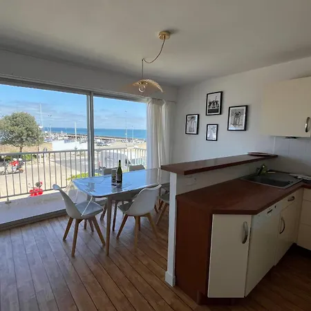 Apartment MARYLAND Sea View Port Haliguen Porigo Beach Classement 3 Quiberon